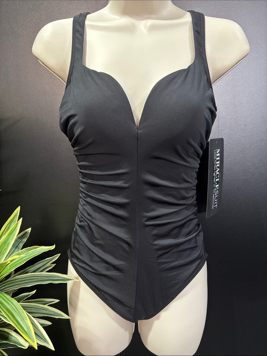 Miraclesuit Other - Miraclesuit V-neck,scoop back,padded,ruched bodice,slimming